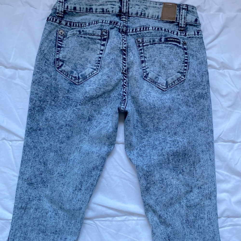 American Blues and wash, women’s jeans, skinny leg, size 9